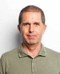 Photo portrait of ISAAC BENTWICH, MD
